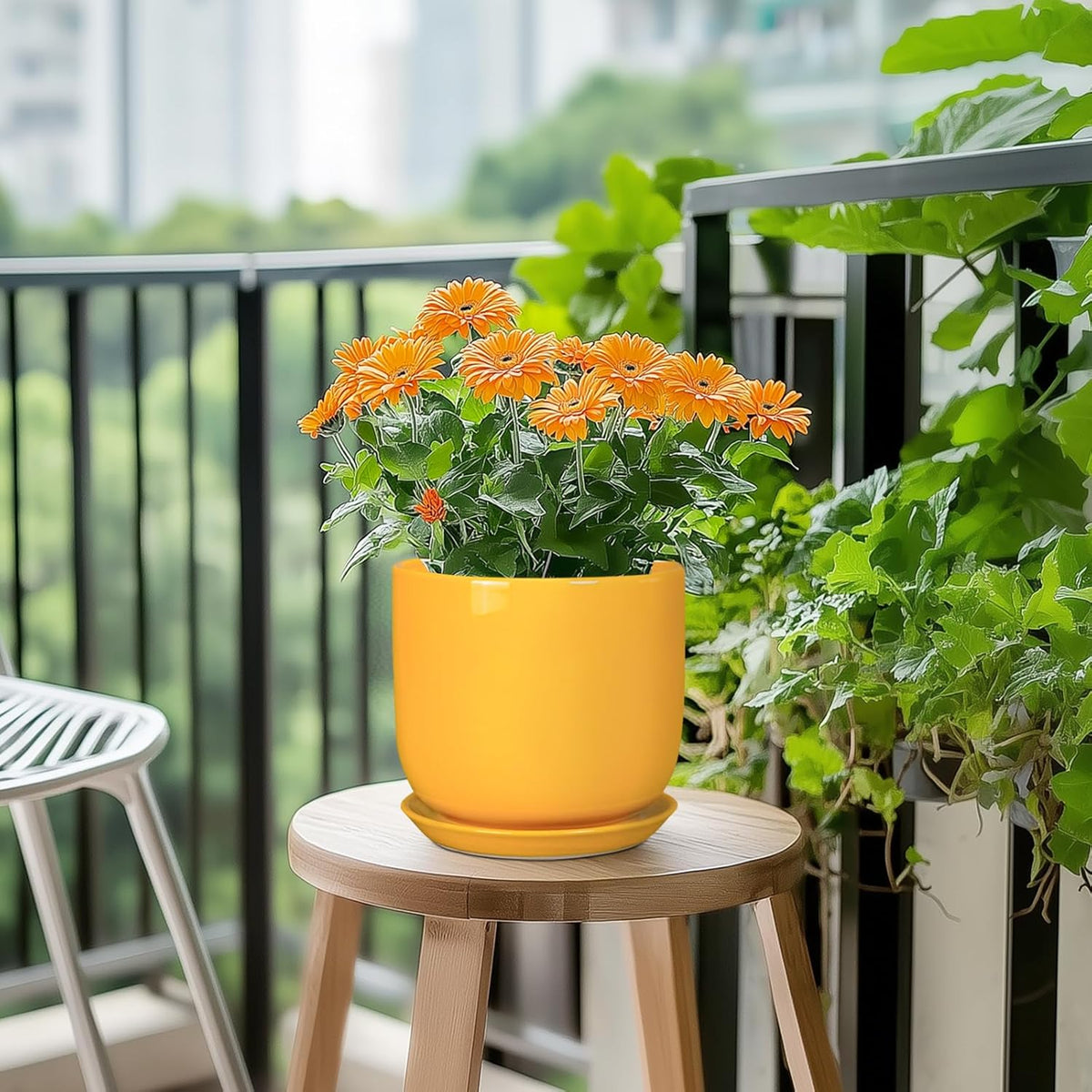 Indoor Plant Pot - 7 Inch Modern Round Ceramic Planter for Indoor Outdoor Plants with Drainage Hole