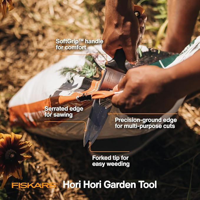 Fiskars Hori Hori Garden Knife with Sheath, Multi-Purpose Heavy Duty Gardening Hand Tool for