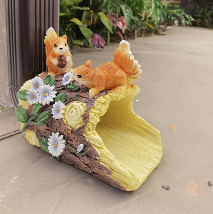 Squirrel Statues Gutter Downspout Extension Statues Garden Decoration,Resin Statue Outdoor