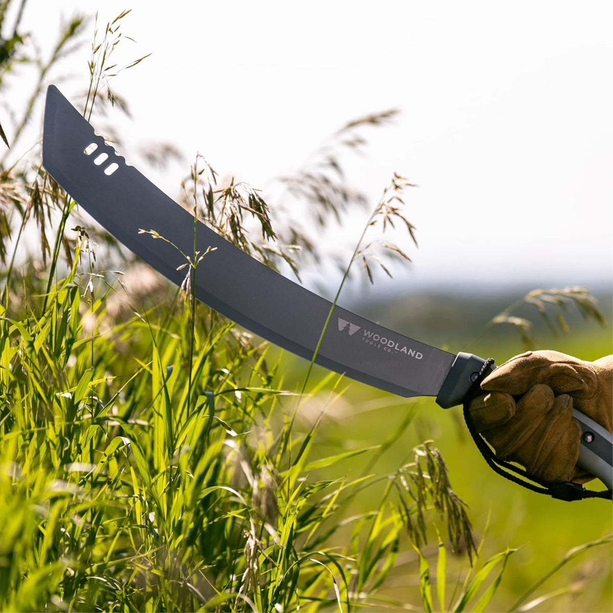 Woodland Tools Heavy Duty Machete – 16 Inch Curved Parang Blade with Full Tang, Ergonomic Handle