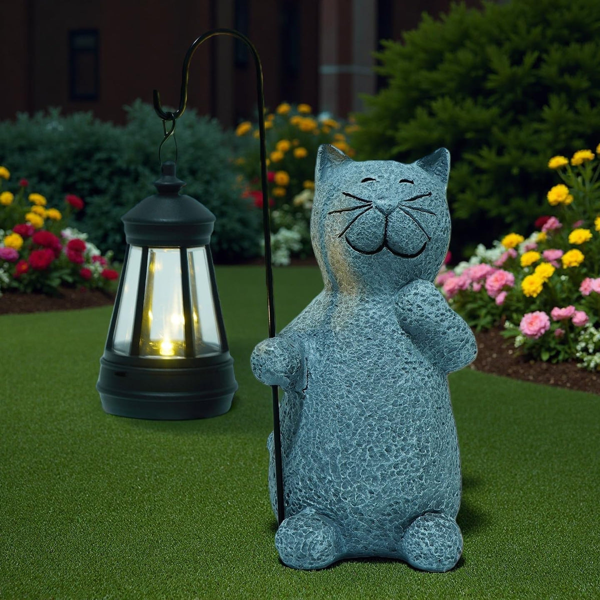 Solar Cat Garden Statues with LED Lights, Outdoor Decor for Patio Yard Balcony - Unique