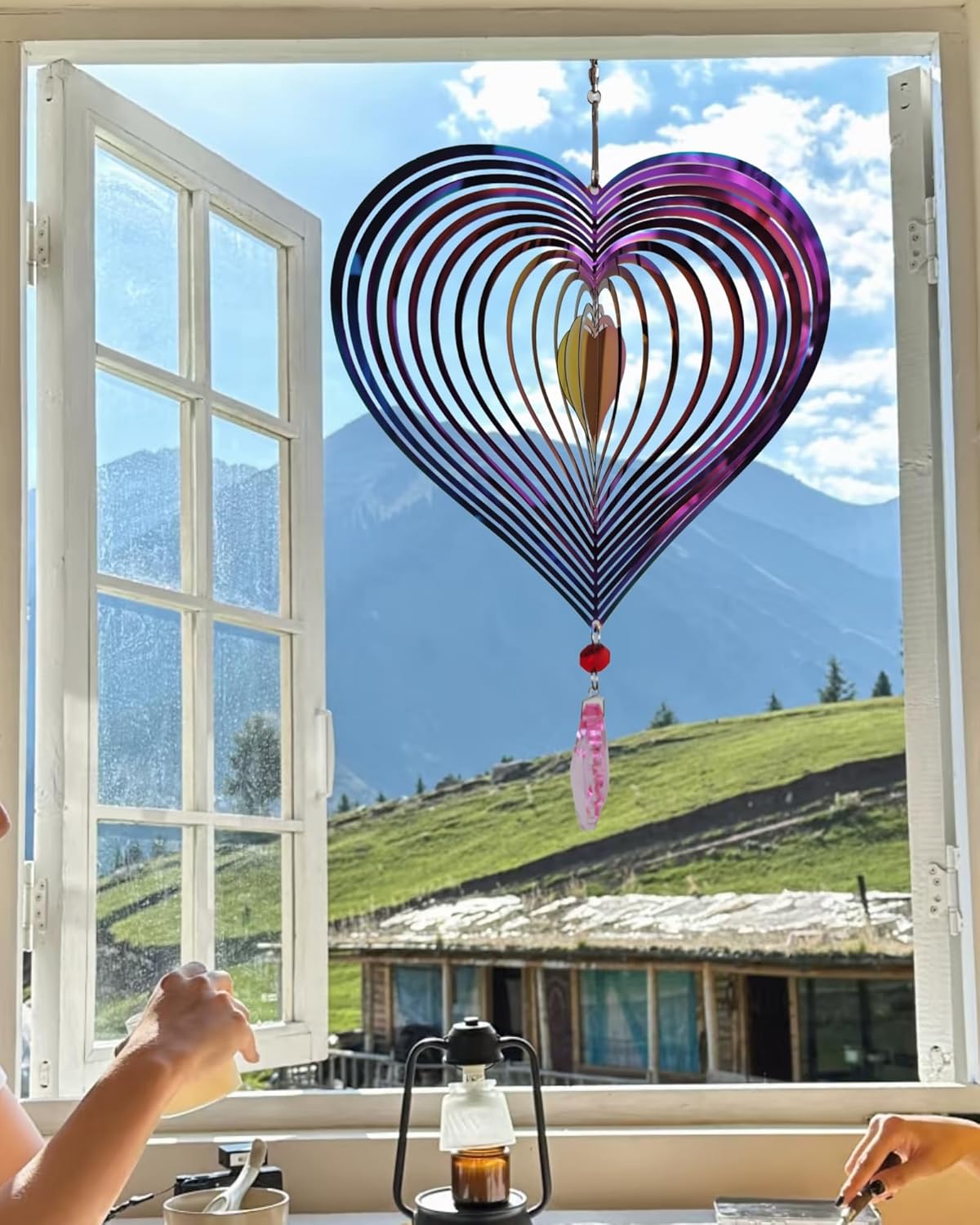 3D Heart Wind Spinner - Flowing Light Effect, Purple-Green Gradient Metal Spinner for Outdoor