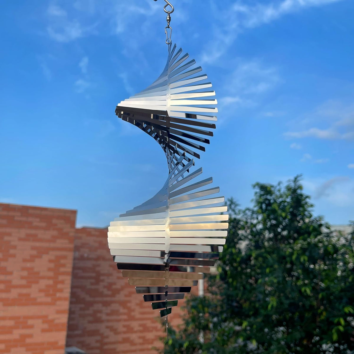 Hanging Wind Spinners,3D Spiral Highly Reflective Stainless Steel Metal Wind Spinner Outdoor Garden