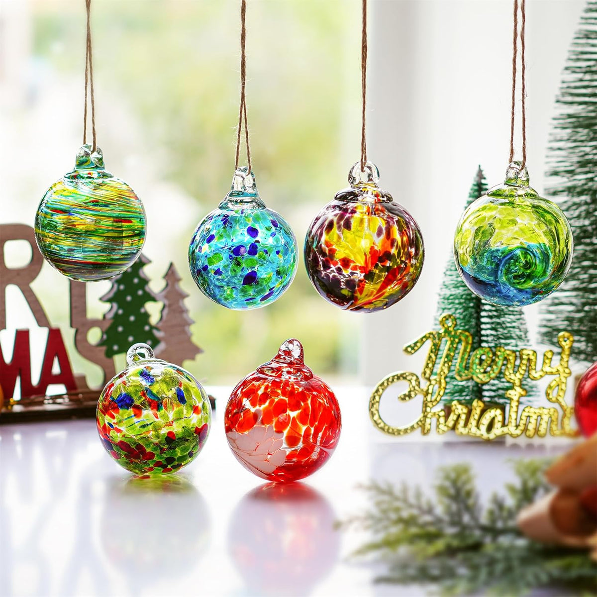 6pcs Hand-Blown Glass Christmas Ornaments Balls Hanging Glass Balls Witches Ball Gazing Ball for