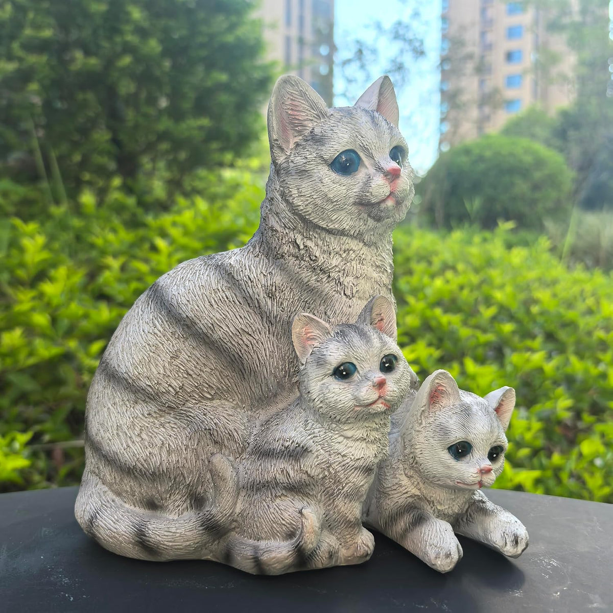 Mama Cat and Kitten Garden Statue,Outdoor Lawn Decorative Figurine Grey Cat Statue for Patio