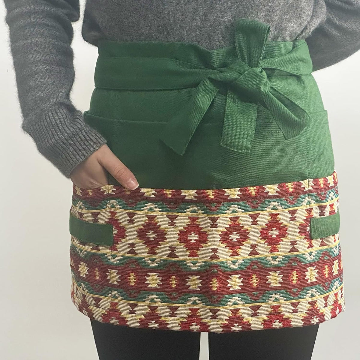 Garden Apron for Woman, Serve Apron Cute, Flora Half Apron with 8 Pockets, Valentines Gift for Mom