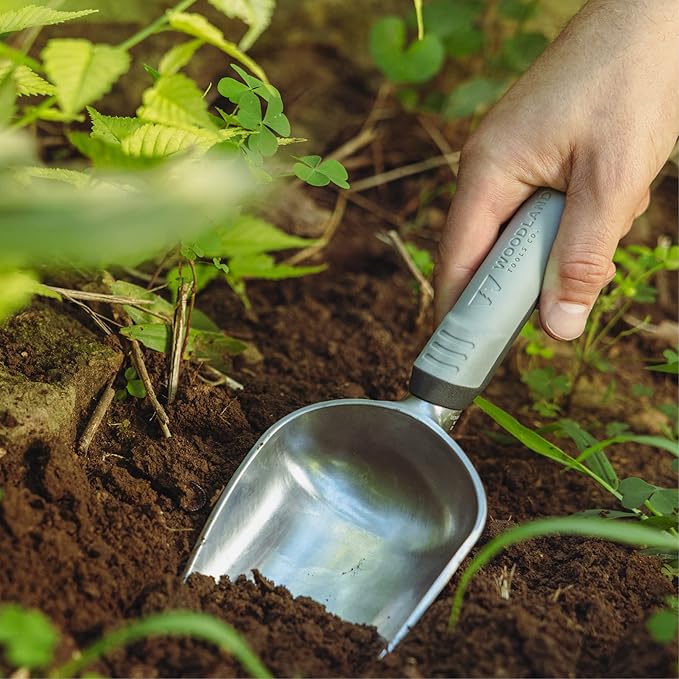 Woodland Tools Heavy Duty Garden Trowel – Full Tang Aluminum Construction, Extra Wide Scoop