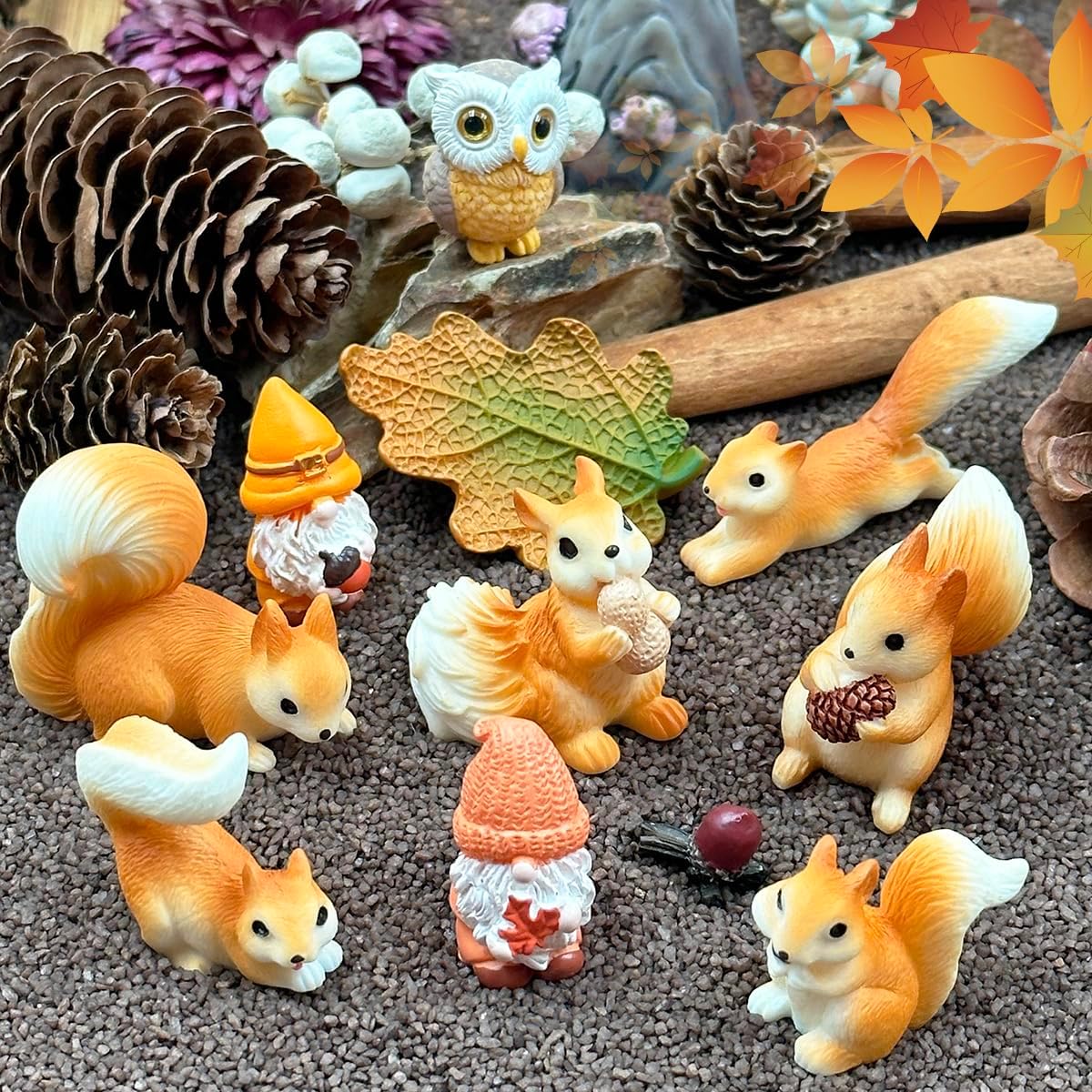 Miniature Squirrel Figurine, 21Pcs Mini Resin Squirrel Figures,Tiny Fall Forest Animals Figurines