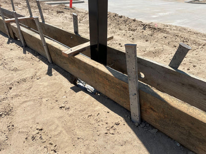 Sandbaggy Flat Steel Stakes for Concrete Forms with Nail Holes - 1.5" Wide - Painted - Removable
