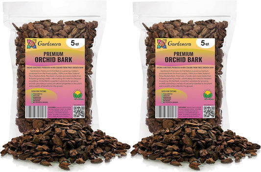 GARDENERA New Zealand Pinus Radiata Bark - 10 Quart - Organic Hand Mixed New Zealand Orchiata Pine