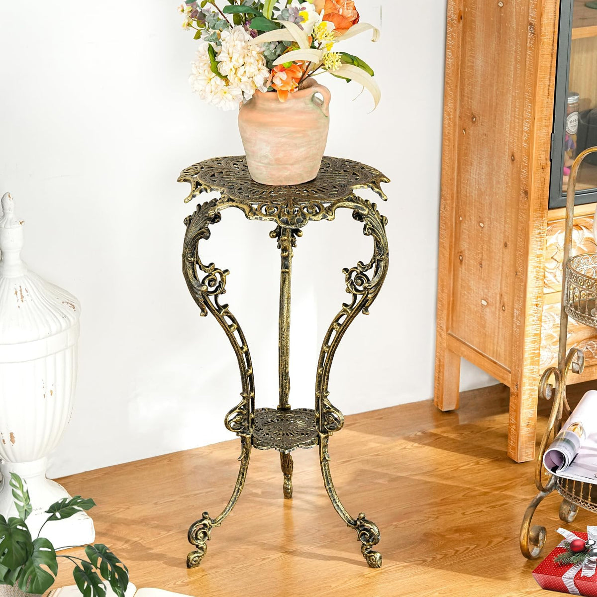 Sungmor Vintage Cast Iron Plant Stand - Ornate Gold Pedestal Table for Indoor Outdoor Garden, 27.5"