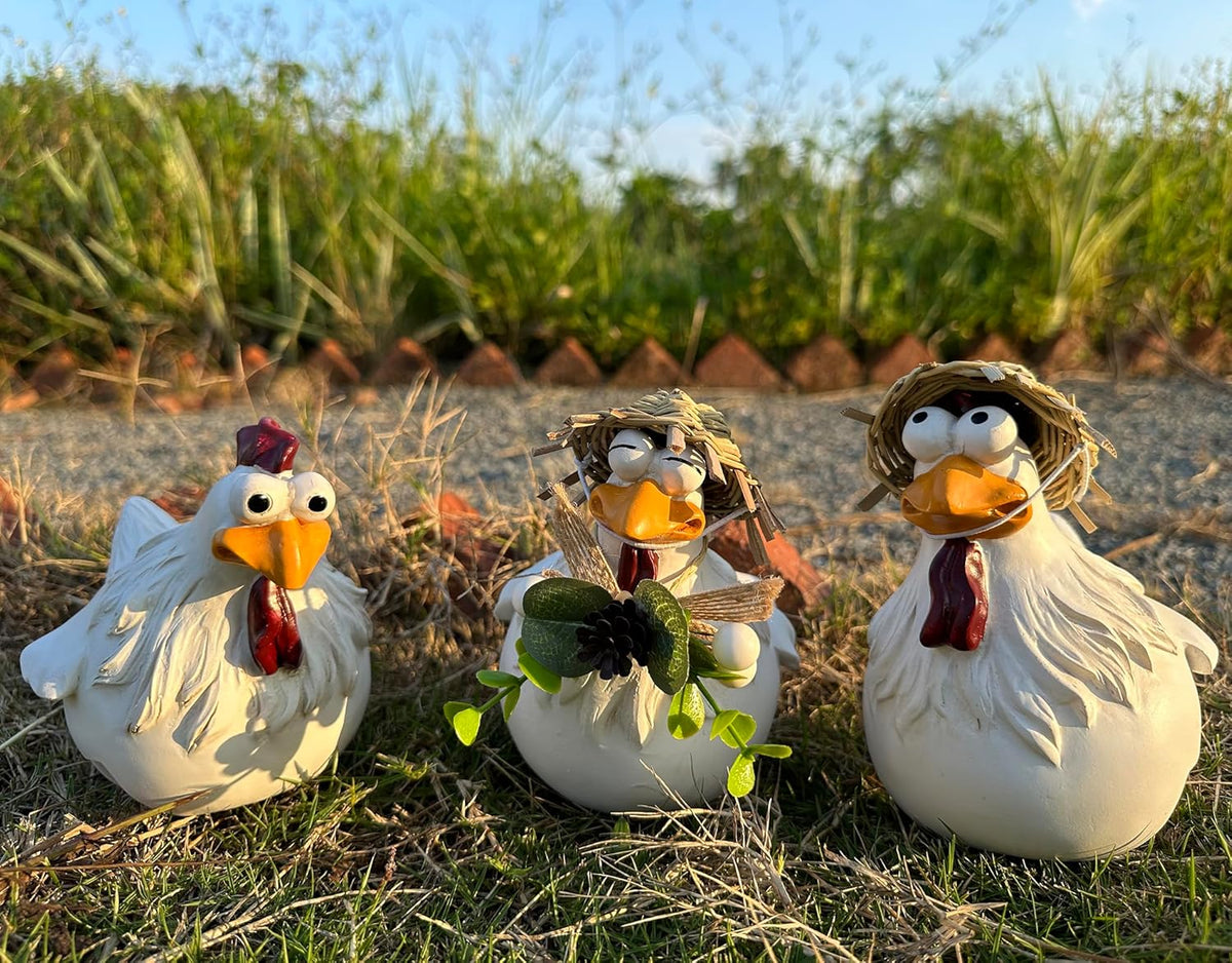 Funny Farm Chickens Statues,Chicken Fence Decoration,Resin Cute Chickens Decor,Outdoor Real Animal