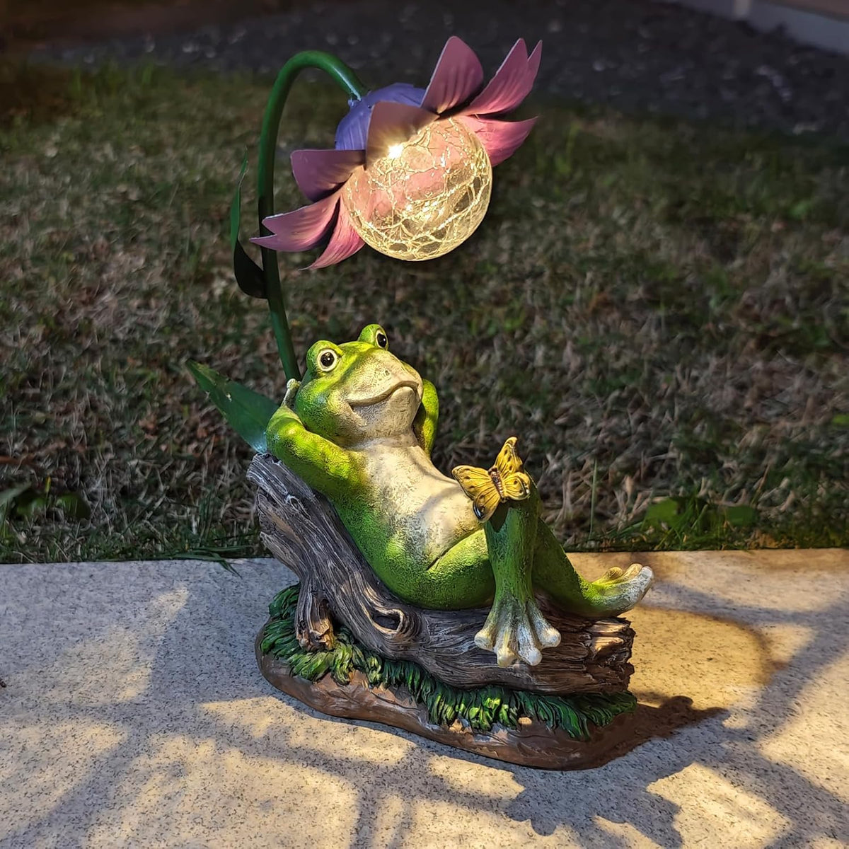 Solar Frog Garden Decor Outdoor Statue - Frogs Umbrella LED Waterproof Sculptures Lights, Patio