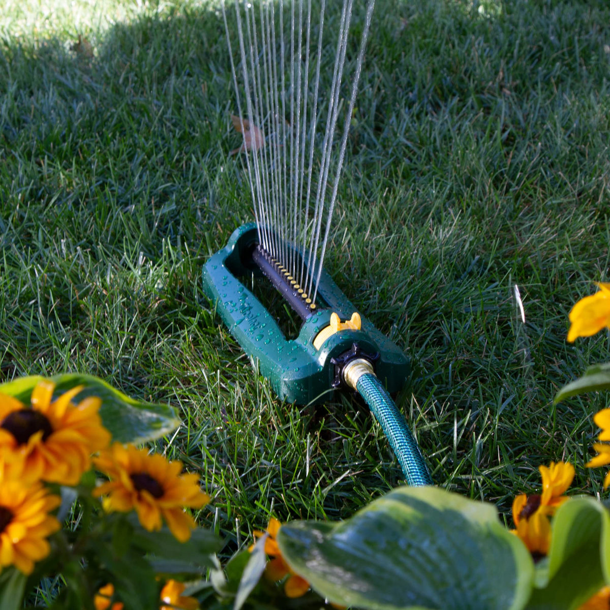 Melnor Turbo Oscillating Sprinkler, 2800 Sq Ft: Range Adjustable