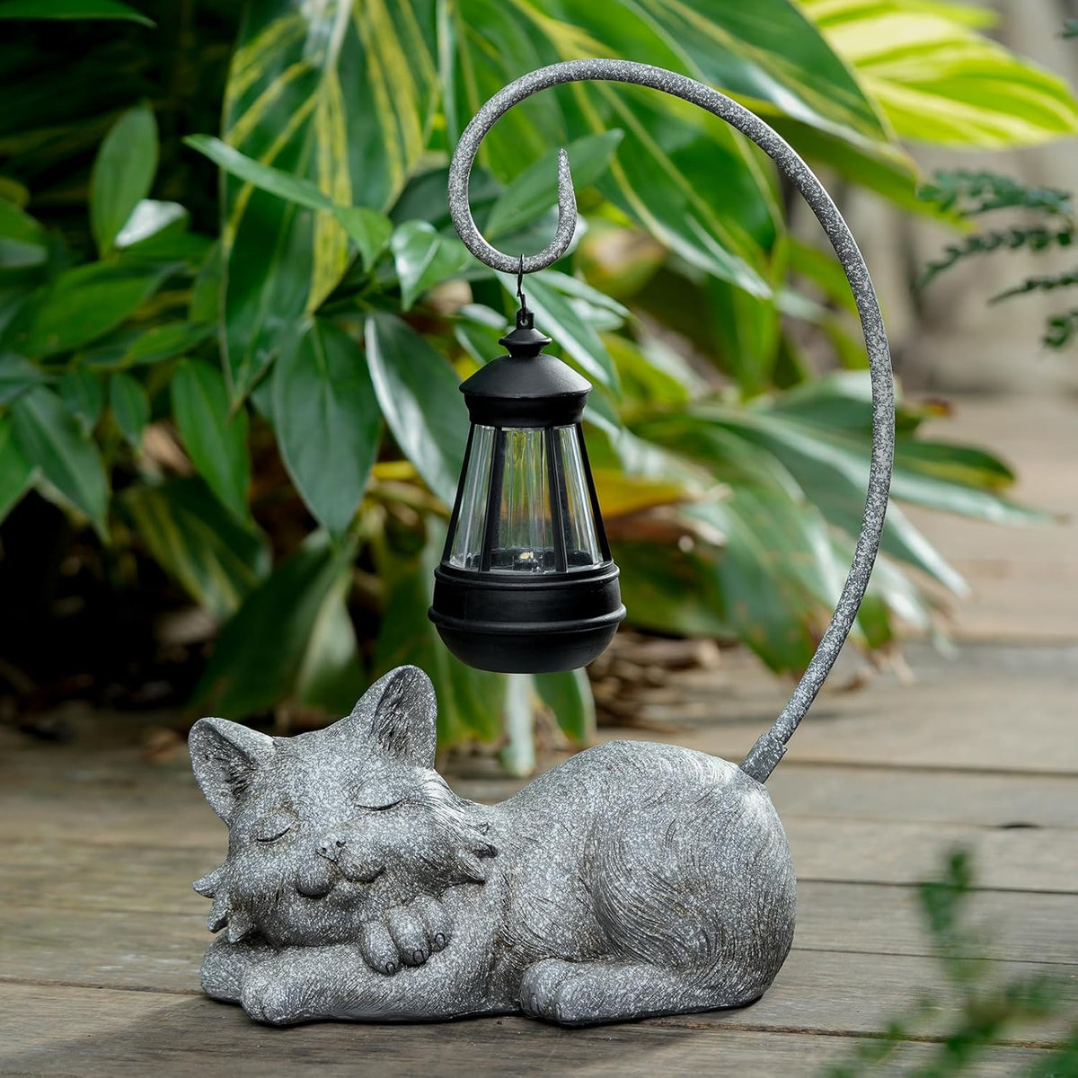 Outdoor Cat Figurine Garden Statue with Solar-Powered LED Light 13.77 Inches Tall Gift Garden