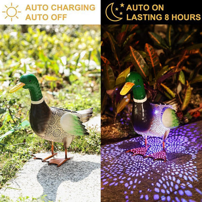 Solar Ducks Outdoor Statue ，Metal Duck Garden Decor ，Lawn Animal Statue Mallard Duck Art ，Gifts for