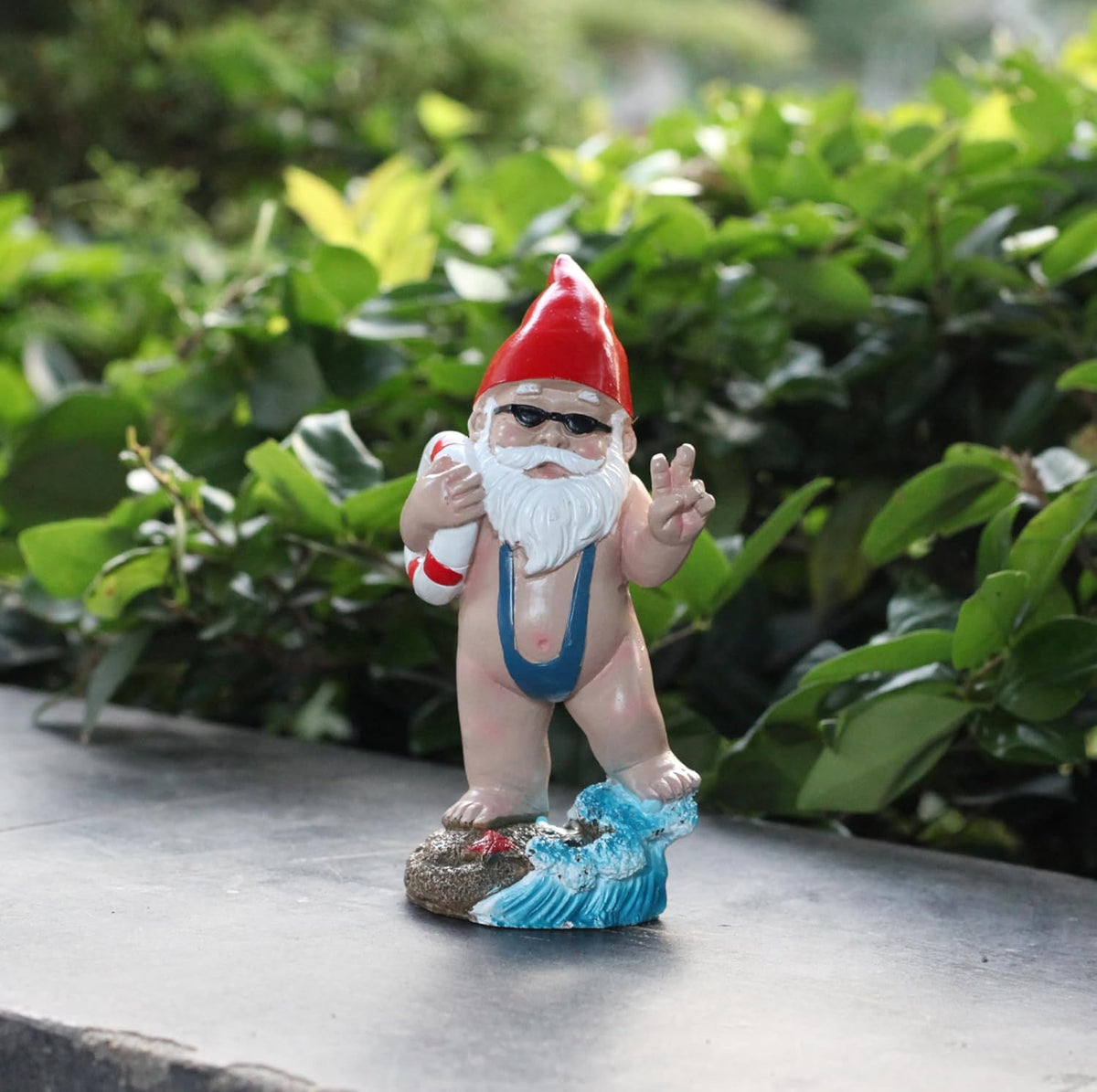 Swimming Dwarf，Gnome Garden Decorations Resin Statue Outdoor Statue Lawn Yard Balcony Porch Home