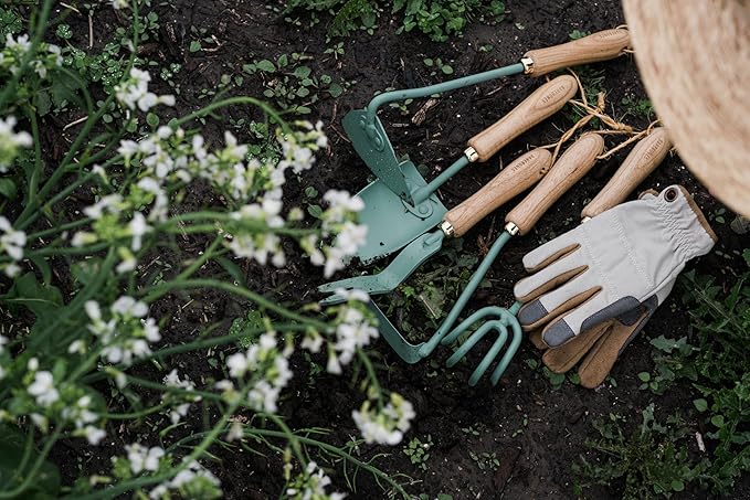 Barebones Dandelion Weeding Fork - Gardening Hand Tools - Japanese Hand Weeder, Weed Puller, and