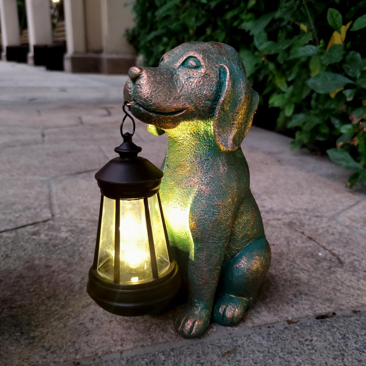 Dog Garden Statue Outdoor Décor with Solar Lights Lantern,Dog Solar Light Figurines Outside