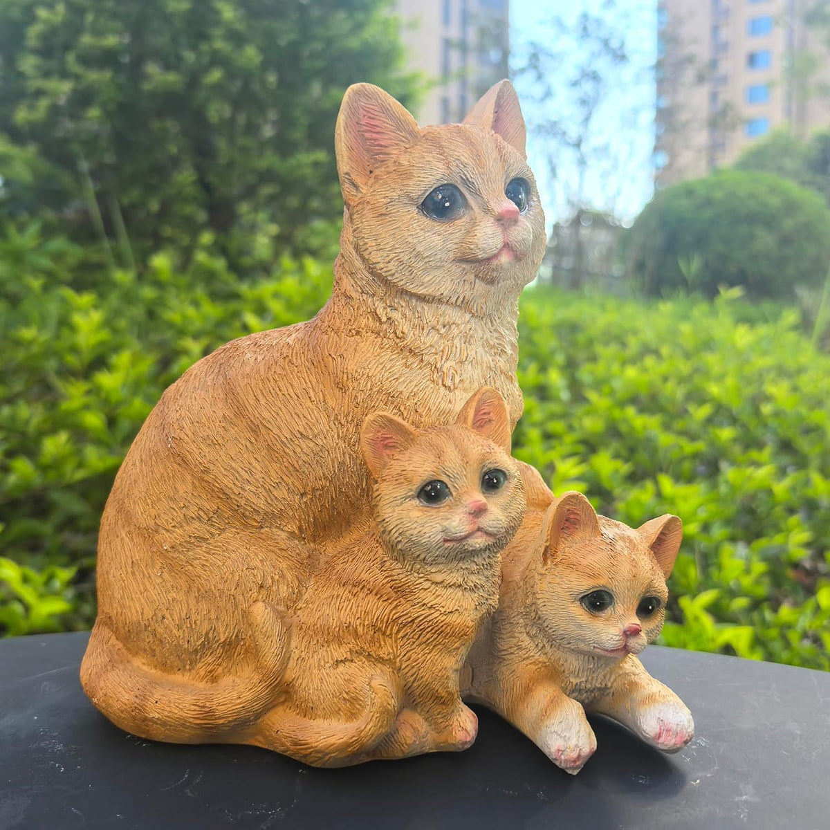 Mama Cat and Kitten Garden Statue,Outdoor Lawn Decorative Figurine Yellow Cat Statue for Patio