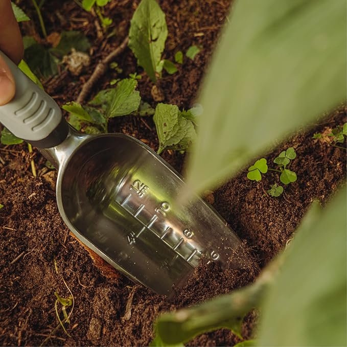 Woodland Tools Heavy Duty Garden Transplanter - Narrow Anodized Aluminum Hand Shovel with Depth