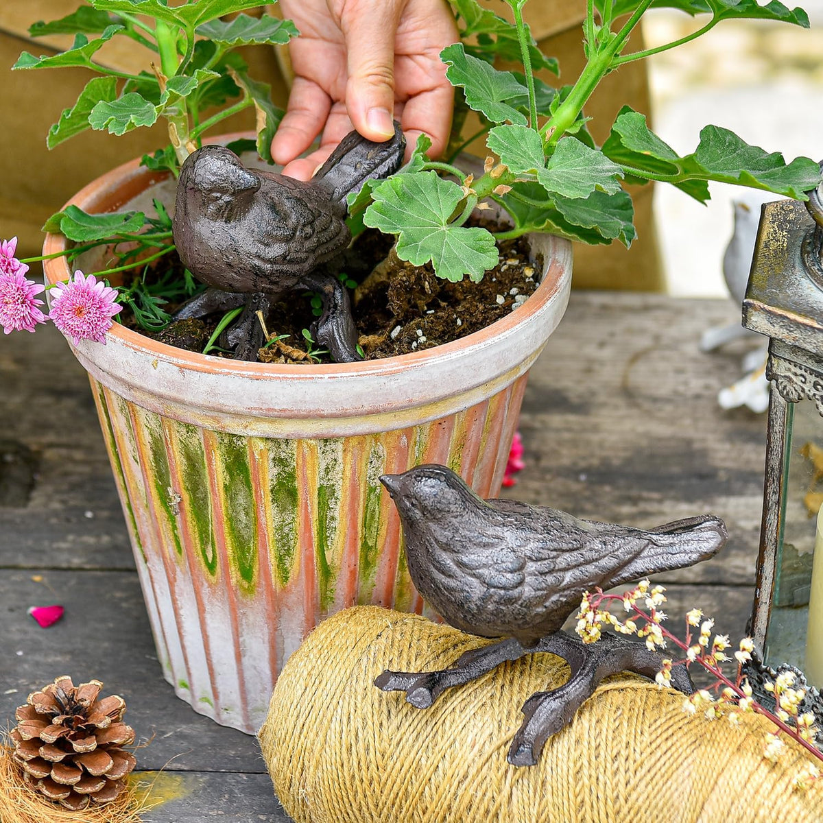 Sungmor Cast Iron Small Bird Statues, Set of 2 Realistic Rust Brown Bird with Branch Collectible