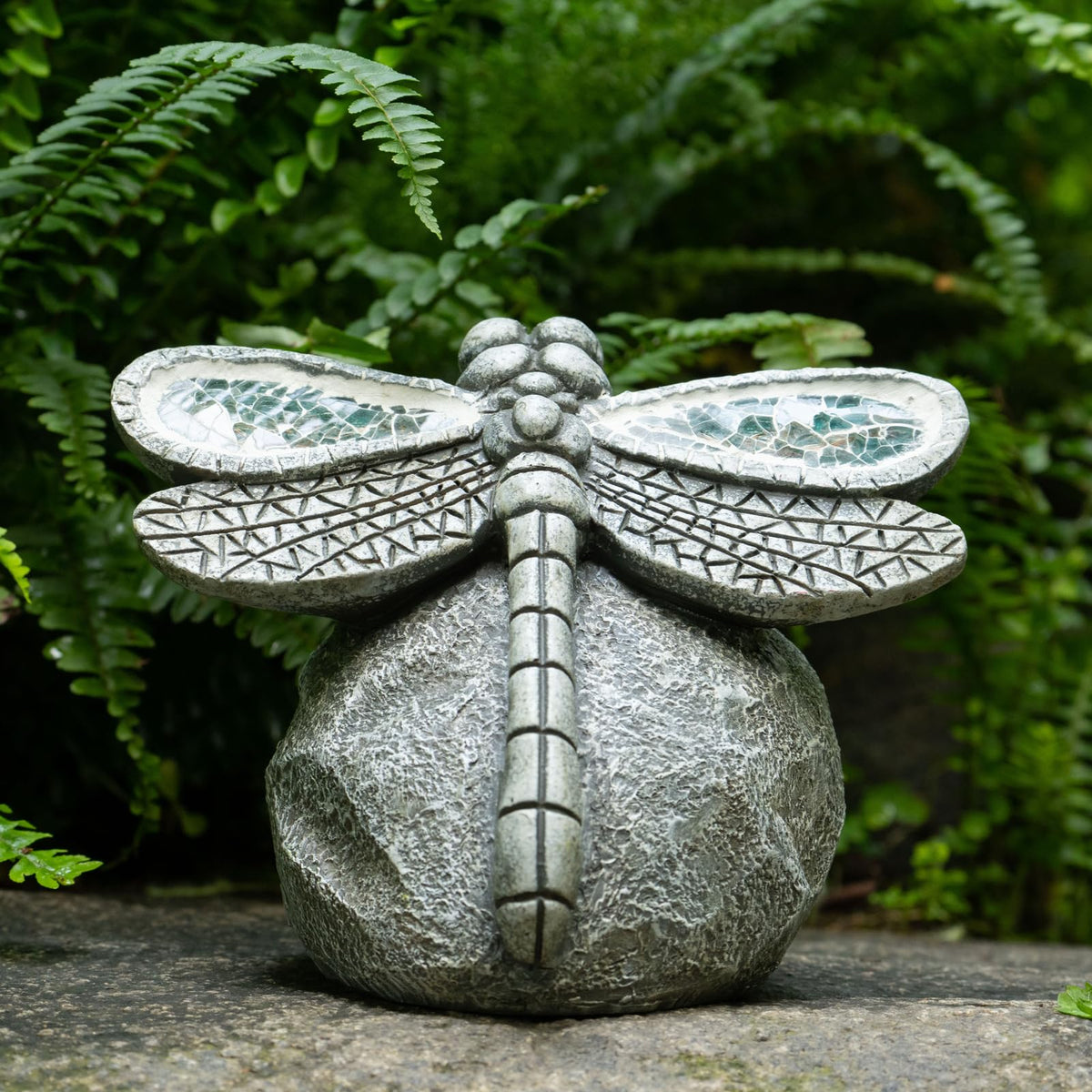 Rezpuao Garden Statue Dragonfly,Solar Dragonfly Decor for Outdoor,Resin Dragonflies Figurine with