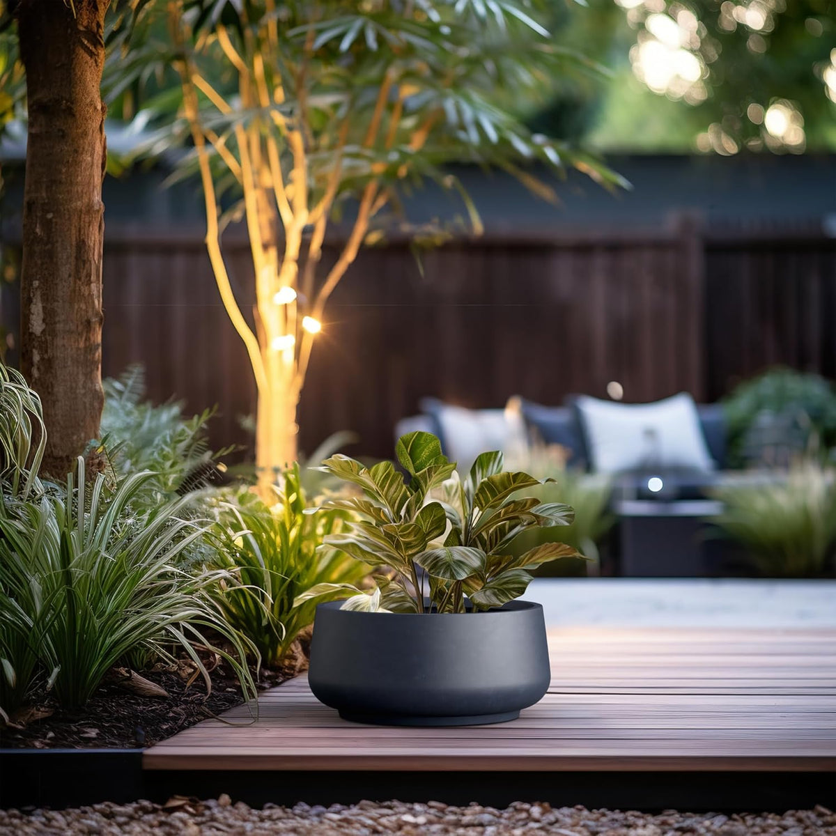 Kante 16.1" Dia Round Curvy Concrete Planter, Large Plant Pots with Drainage Hole and Rubber Plug