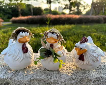 Funny Farm Chickens Statues,Chicken Fence Decoration,Resin Cute Chickens Decor,Outdoor Real Animal
