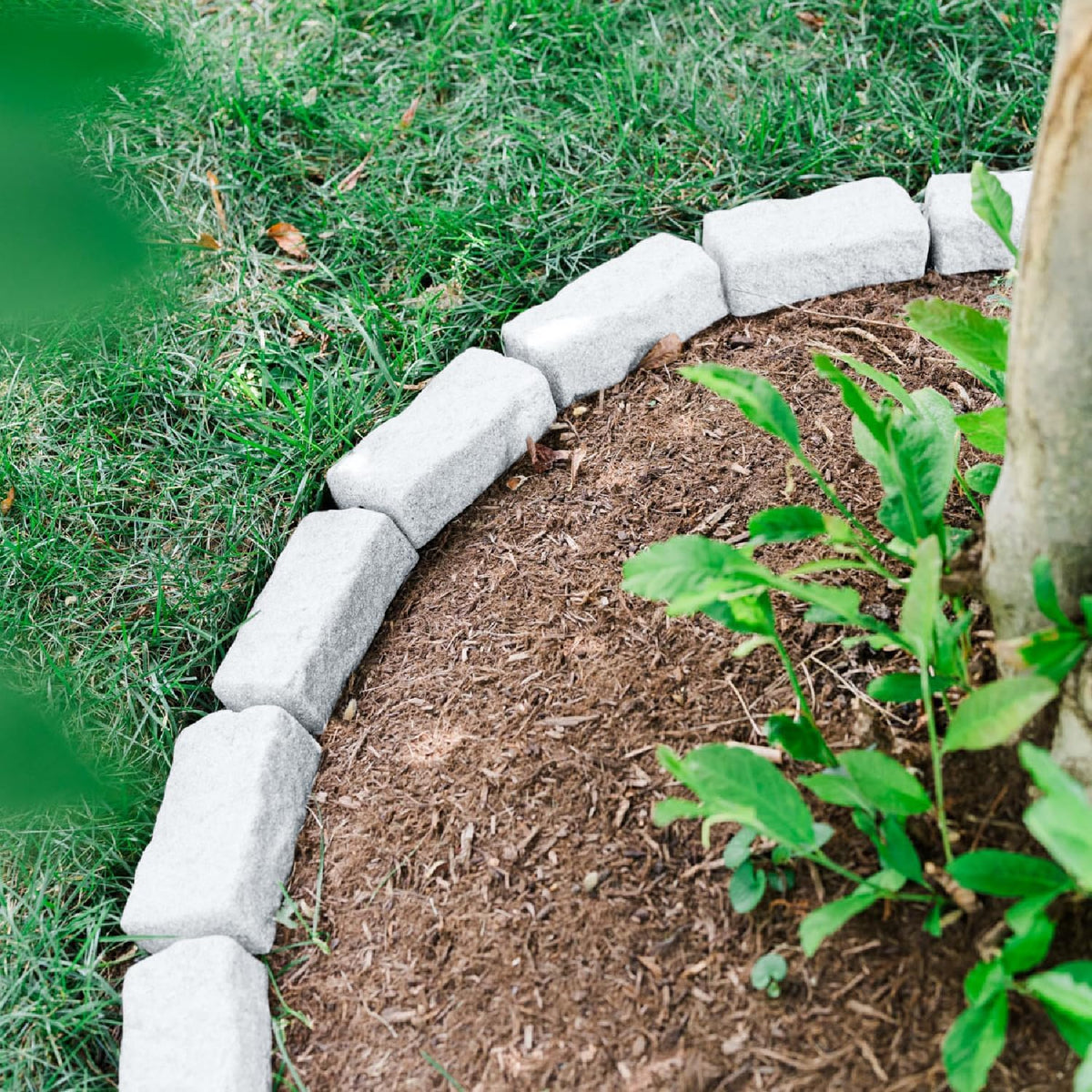 Beuta Landscape Edging | Garden Edging Border | Faux Stone Bricks for Lawn edging, Flower beds