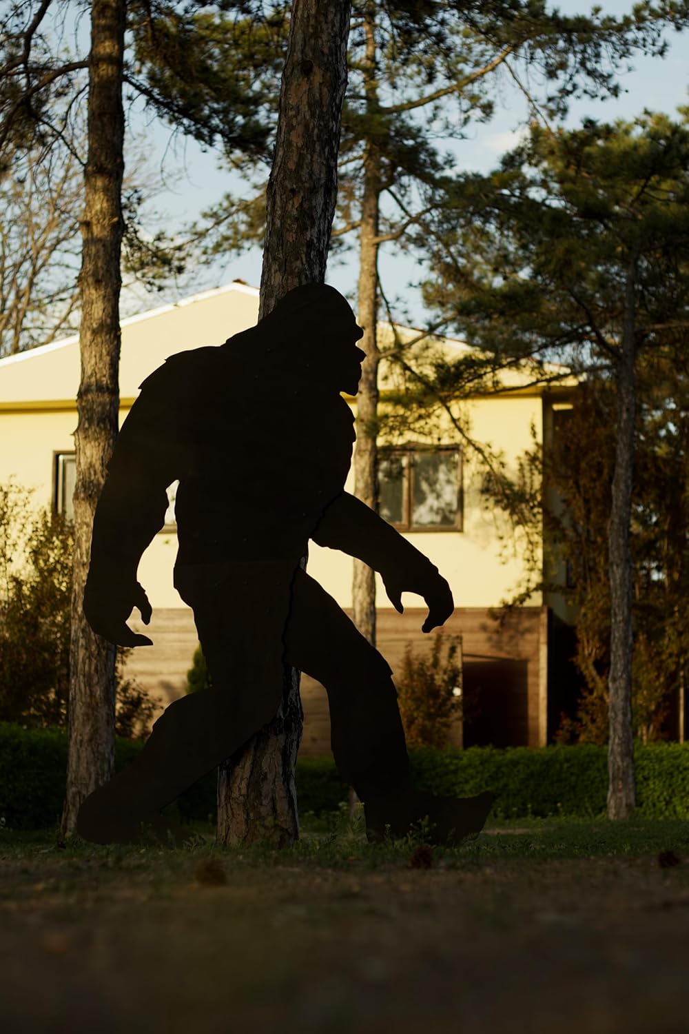 Giant 7 Foot Bigfoot Yard Decoration – All-Weather Durable PVC Sasquatch Silhouette | Outdoor Lawn