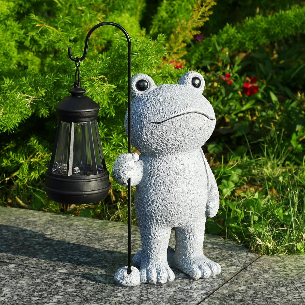 Garden Statue Frog Outdoor Decor, Solar Patio Garden Sculptures & Statues, Resin Decor Gift for