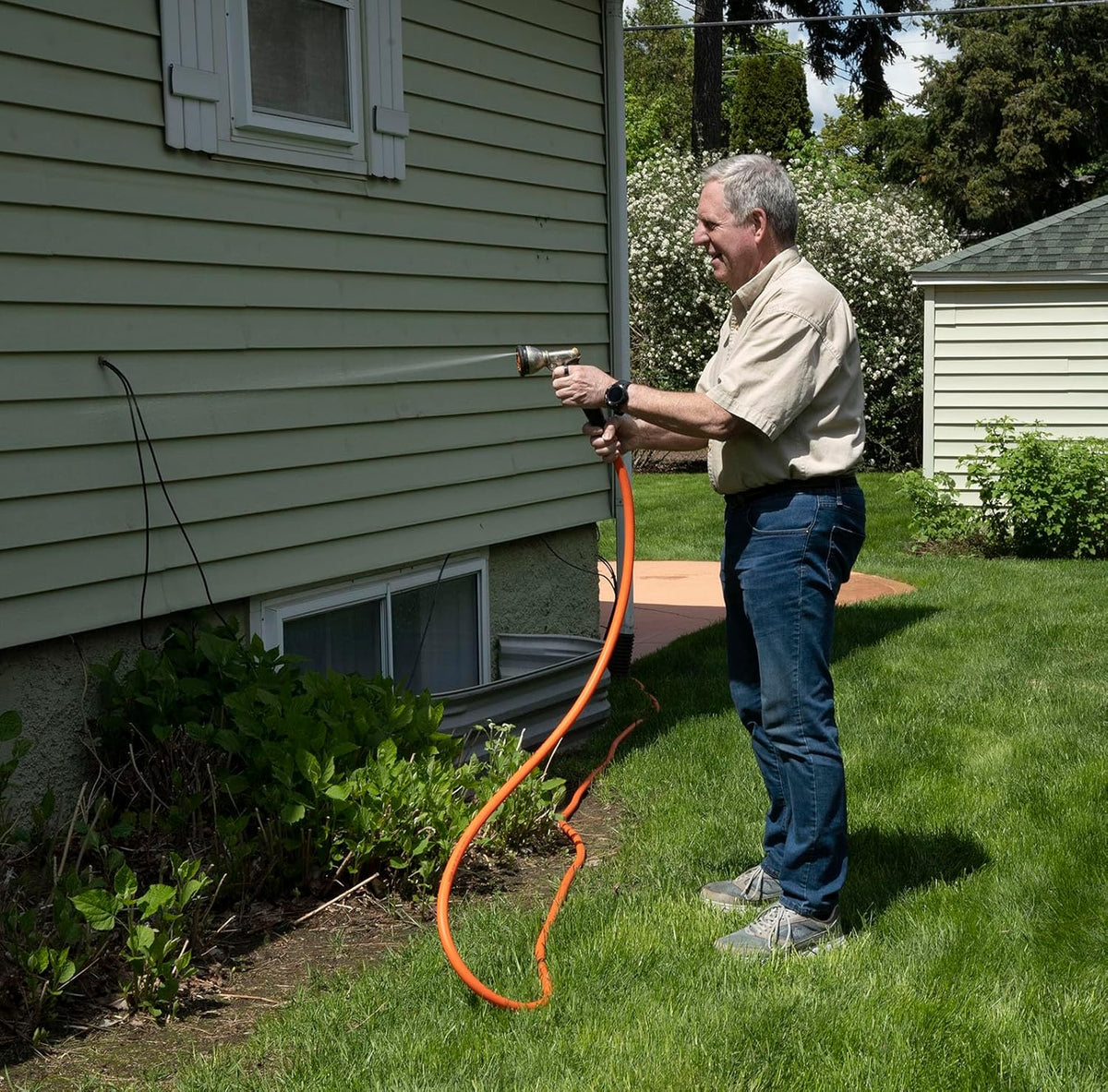 YOTOO Heavy Duty Hybrid Garden Water Hose 5/8-Inch by 25-Feet 150 PSI Kink Resistant, Flexible with
