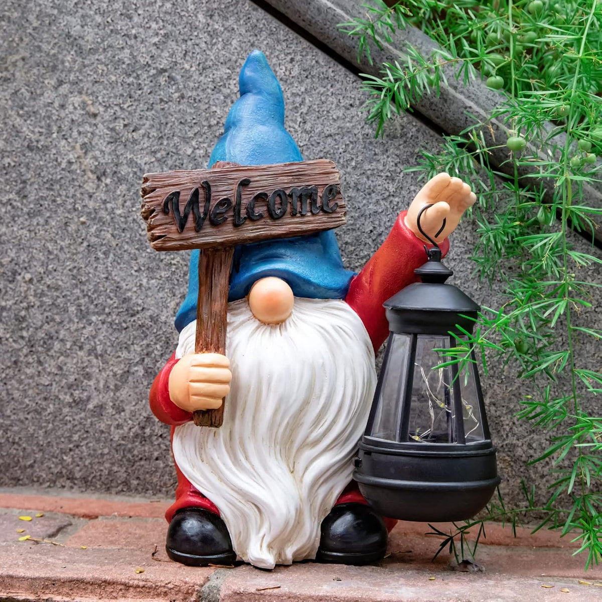 Garden Gnome Outdoor Decoration Solar Gnomes Statue with Lantern LED Lights,Terrace Courtyard Lawn