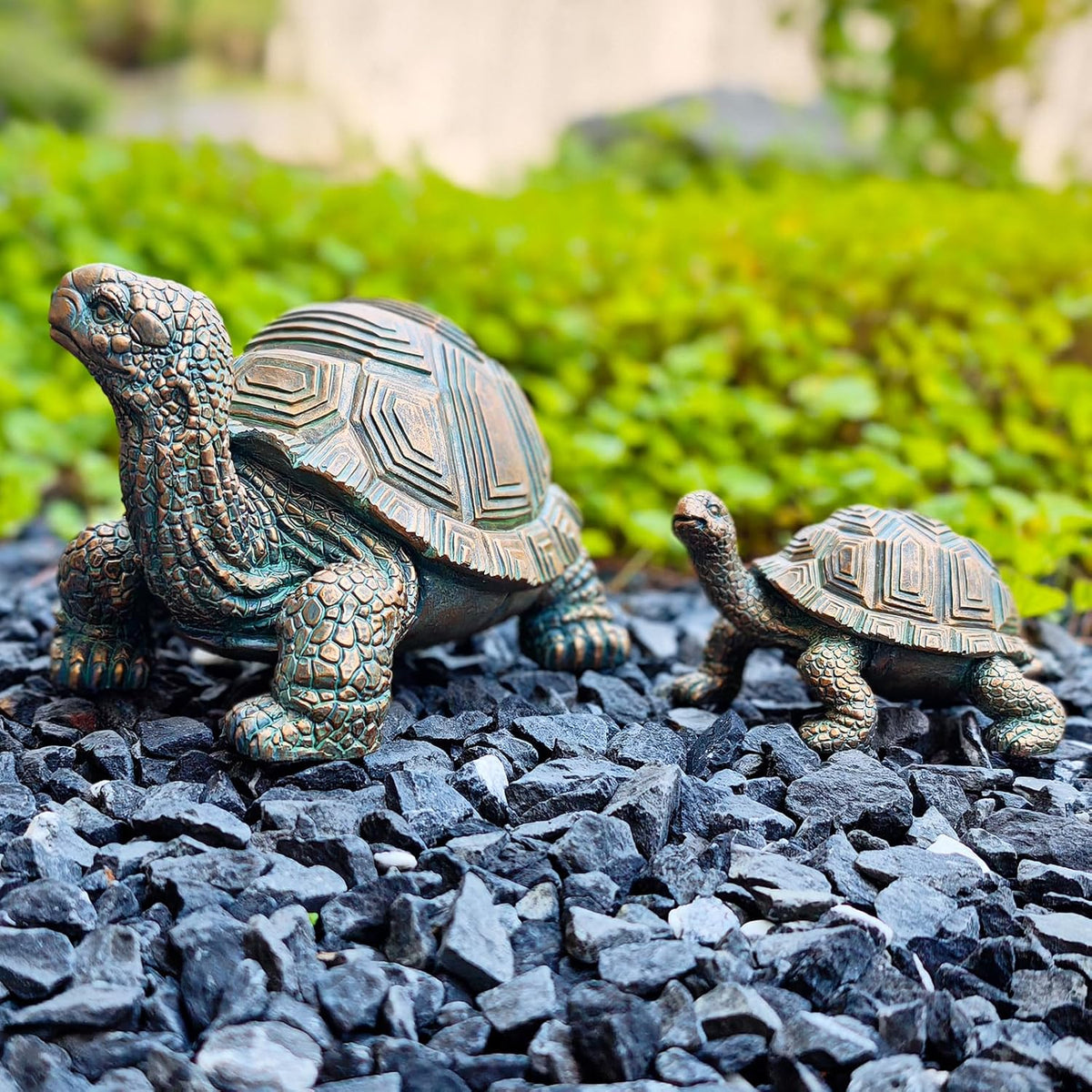 2 Pcs Outdoor Garden Turtle Statue, Cute Turtle Statue with Baby for Garden, Patio, Lawn, Outdoor