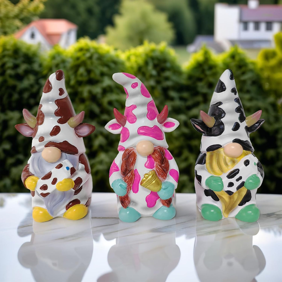 Spring & Summer-Themed Garden Statues – Adorable Outdoor Decor for Lawn, Patio & Porch (Cow Gnome
