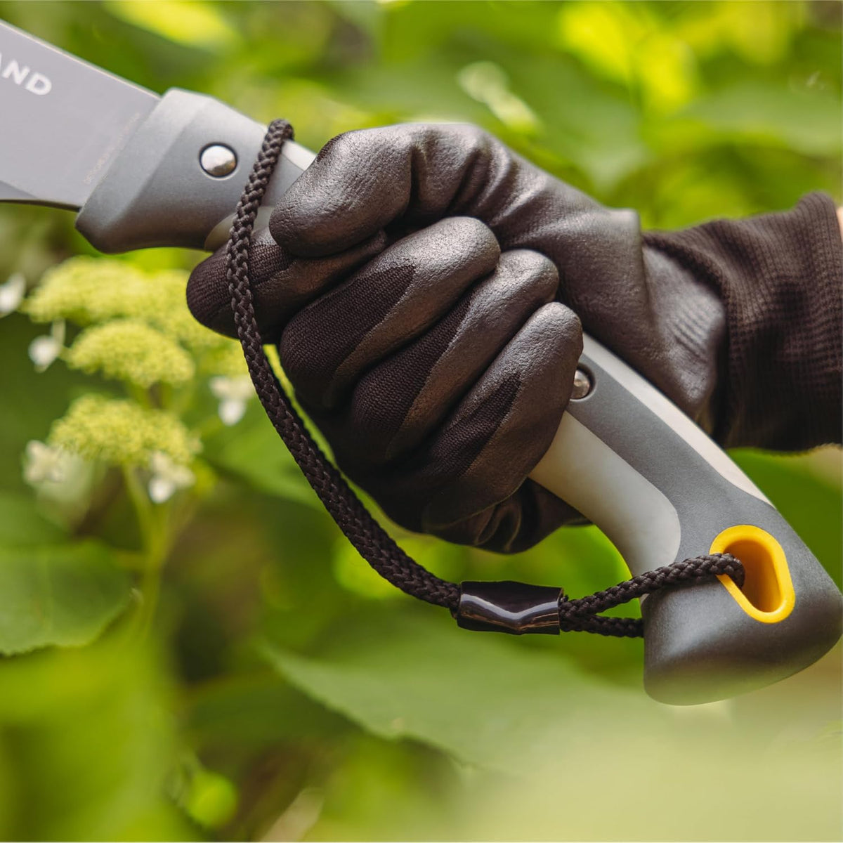 Woodland Tools Heavy Duty Machete – 16 Inch Curved Parang Blade with Full Tang, Ergonomic Handle