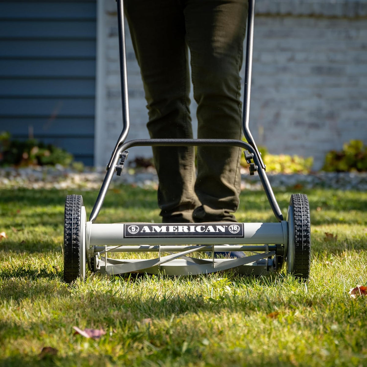 American Lawn Mower Company 1815-18 18-Inch 5-Blade Push Reel Lawn Mower, 18-Inch, 5-Blade, Black