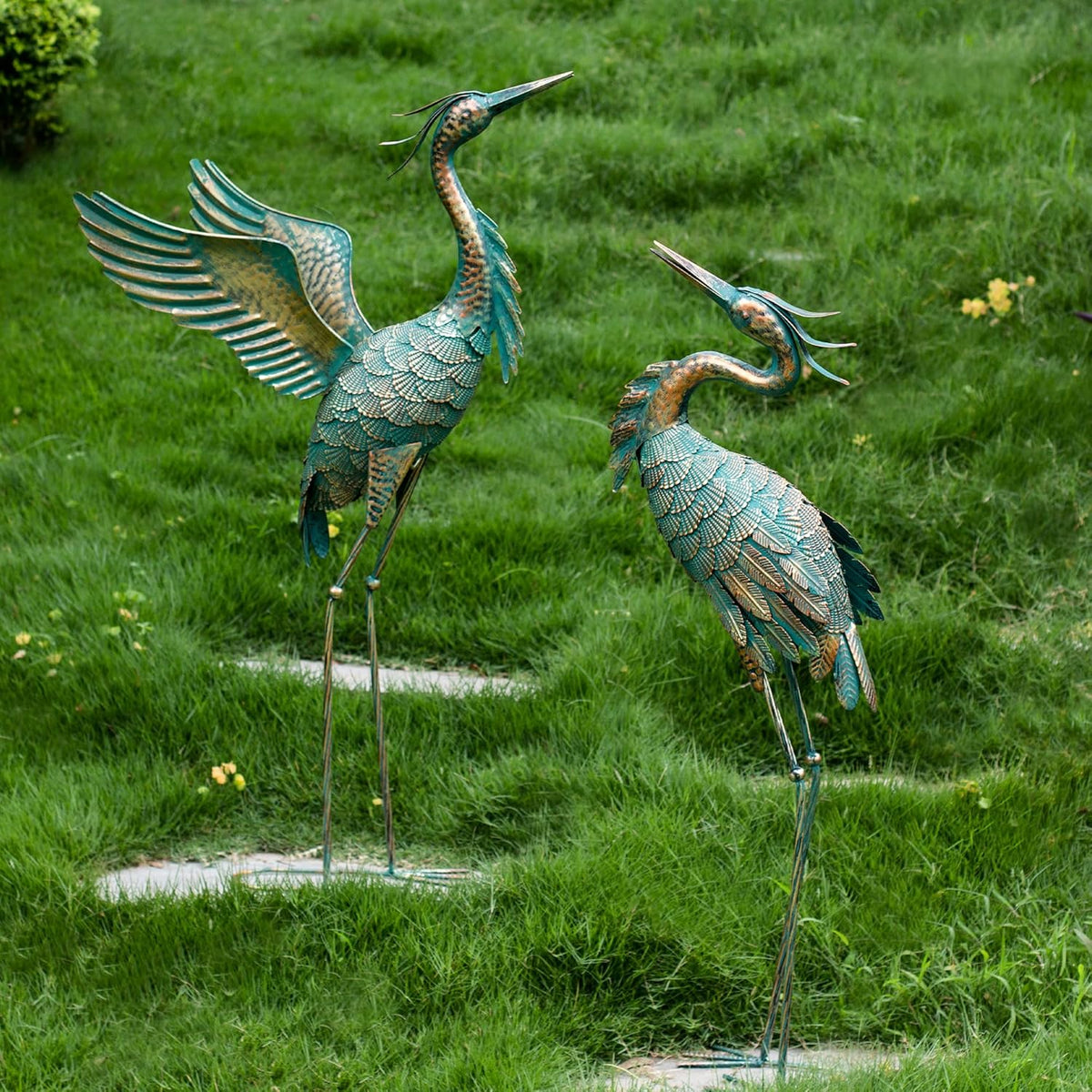 Natelf Metal Crane Garden Statues, Large Heron Outdoor Bird Sculpture Decor for Patio Pond Yard