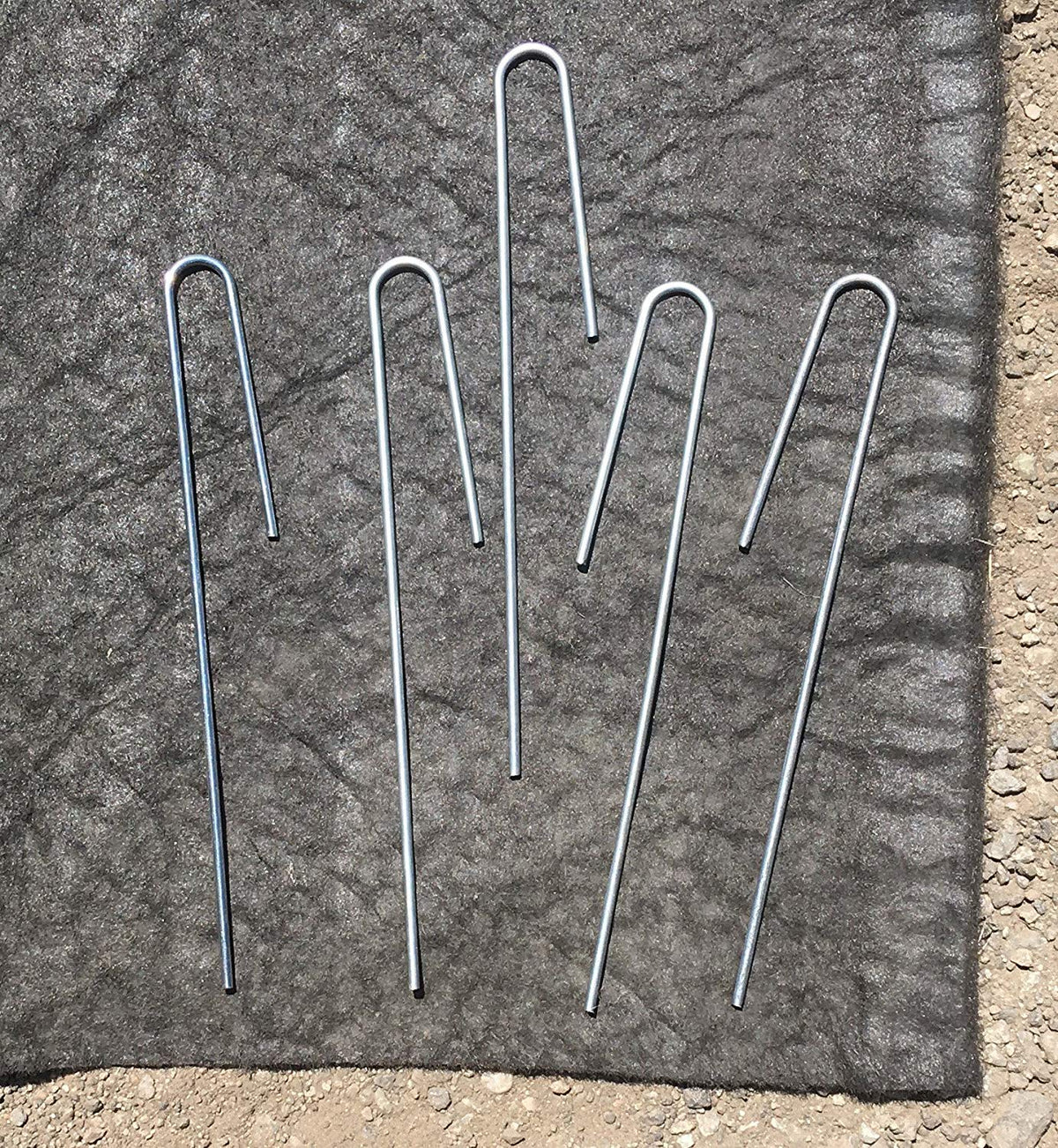 Sandbaggy DRIP TUBING Stakes Landscape Staples | 5 inch Length | Drip Anchors | Landscape Pins |