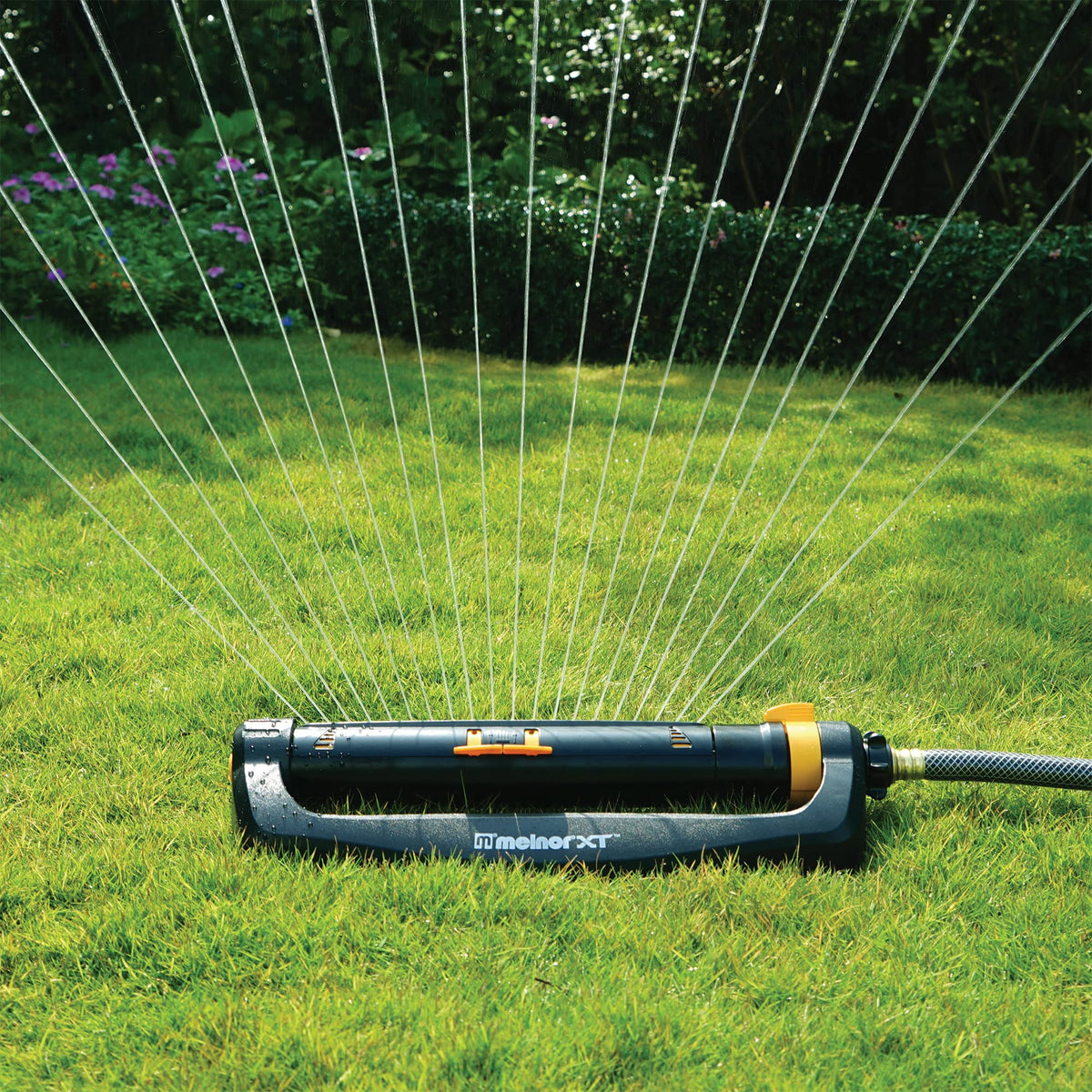 Melnor 65165AMZ XT Turbo Oscillating Sprinkler, 4,500 sq. ft., Quick Connect Bundle, 2-Way
