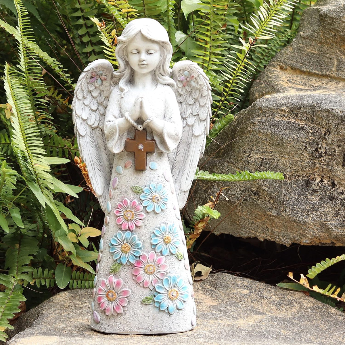 Angel Garden Figurine Outdoor Statue, Solar Garden Sculpture with 7 LEDs Welcome Sign Resin Praying