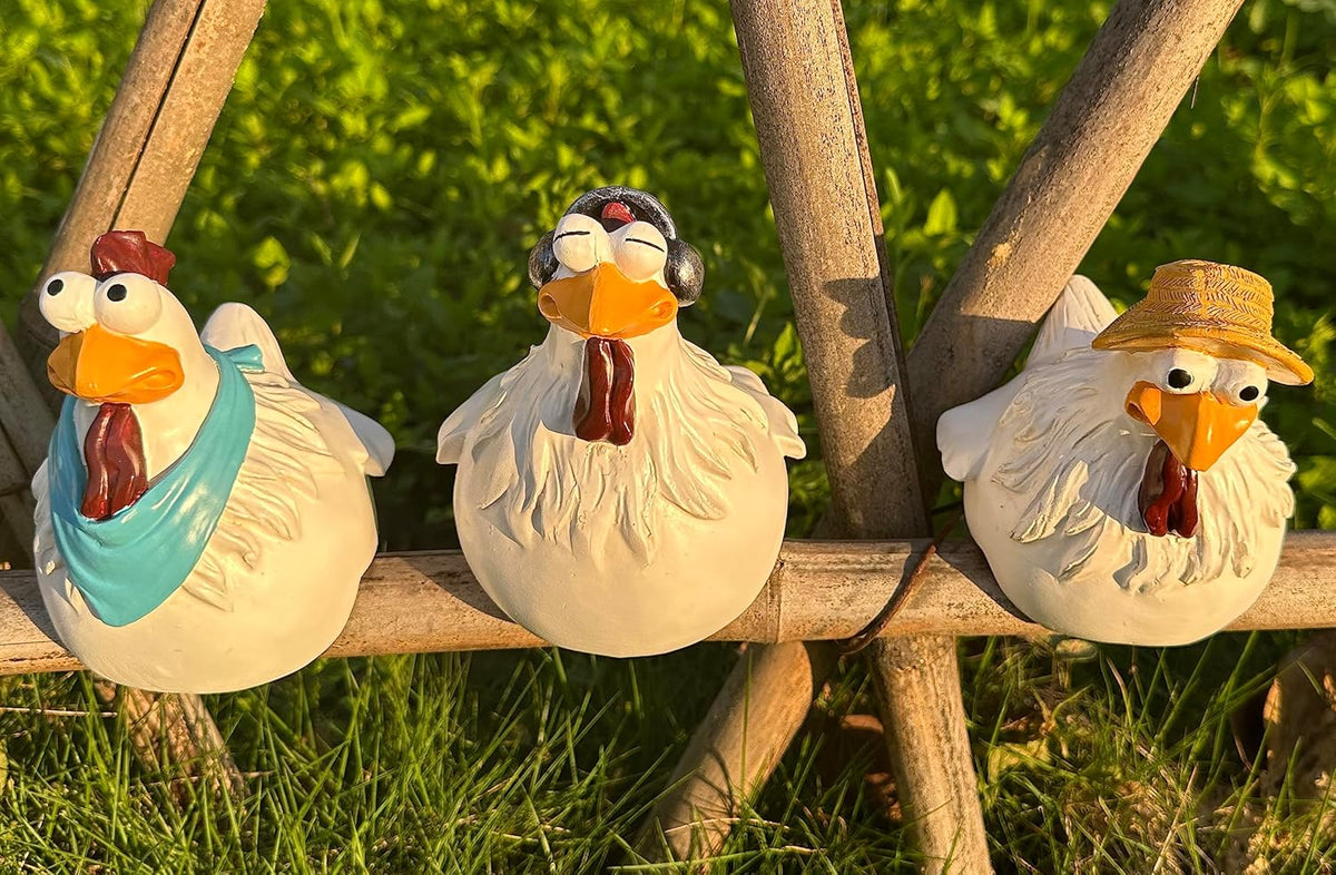 Funny Farm Chickens Statues,Chicken Fence Decoration,Cute Resin Chickens Decor,Outdoor Real Animal