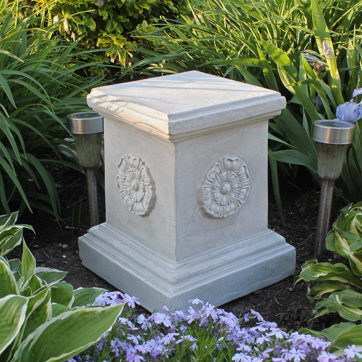 Design Toscano English Rosette Indoor/Outdoor Sculptural Garden Plinth Base Statue Riser, Large 13
