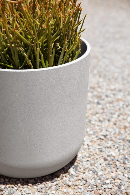 Veradek Round Lima Plastic Planter Pots for Indoor/Outdoor Garden Use, Gray, Suitable for Small to