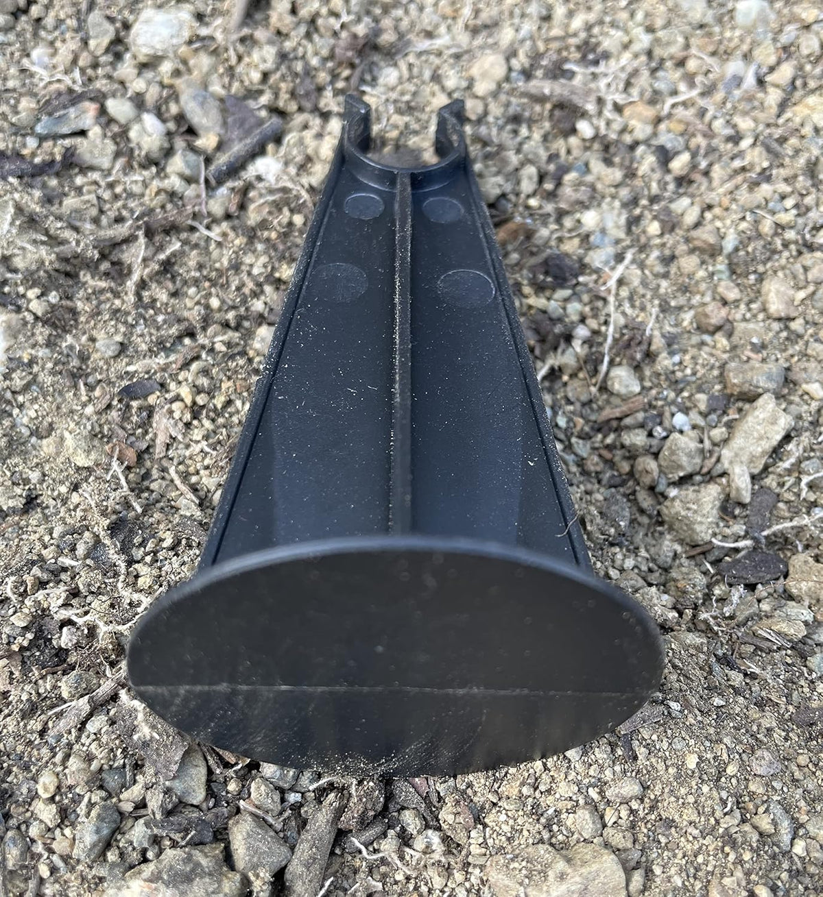 Sandbaggy Rebar Plastic Chair | Fits Rebar #3 to #5 | Heavy Duty Construction- Preferred Choice for