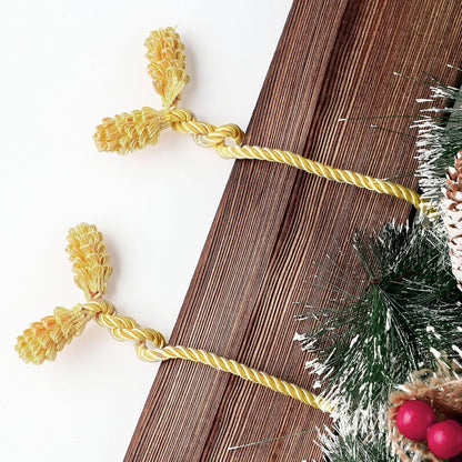 Shappy 24 Pieces Christmas Garland Banister Ties Christmas Decorative Reusable and Flexible Twist