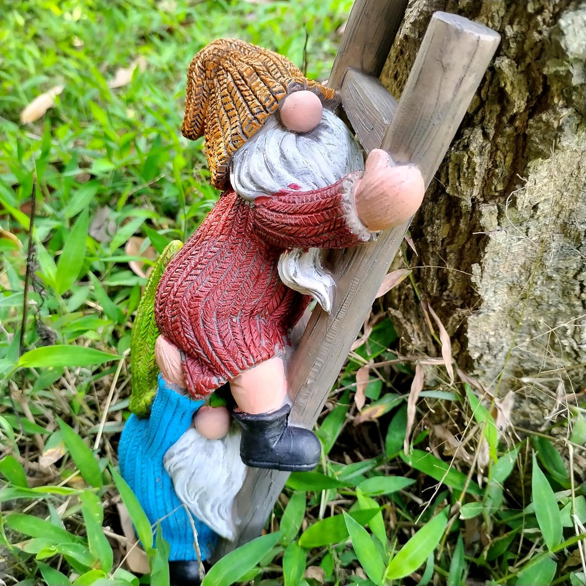 Funny Climbing Ladder Gnome Tree Hugger Decor, Garden Sculpture Decoration Elf Out The Door, Yard