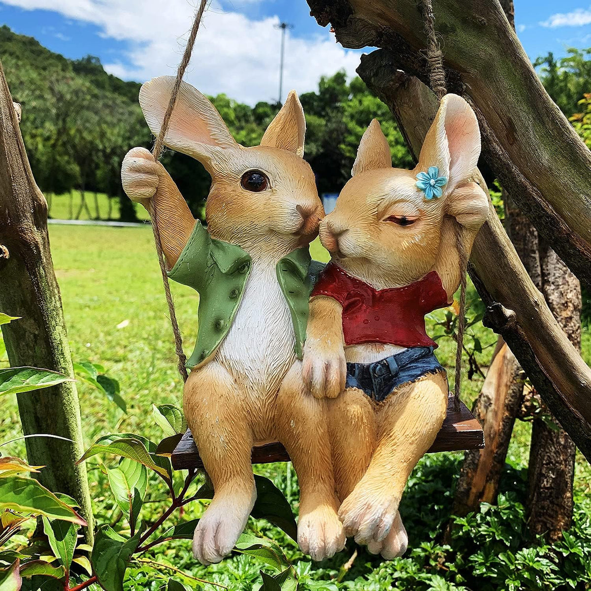iRonrain Garden Statue Swing Bunny Couples, Indoor Outdoor Hanging Rabbits Lover Sculpture Funny