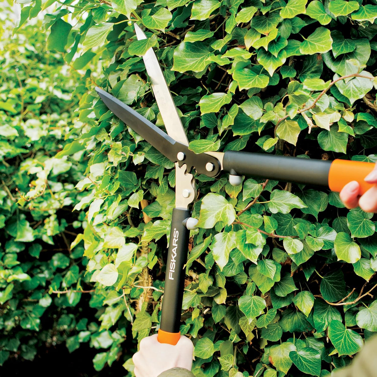 Fiskars PowerGear Hedge Shears - 23" Stainless Steel Blades - Plant Cutting Scissors with Sharp